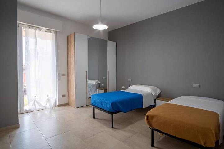 Appartement entier, Guesthost - Ezilde Residence Flat with Parking in Plaisance (Italie), Province de Plaisance