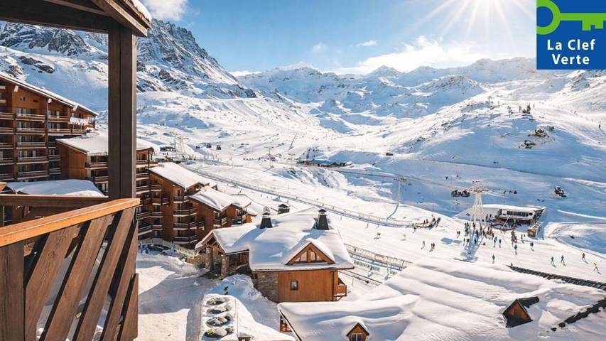 Appart’hôtel pour 8 personnes, avec Terrasse ainsi que Jacuzzi et Sauna