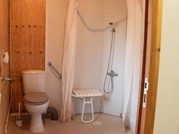 Chalet pour 4 Personnes dans Aydat, Région de Clermont-Ferrand, Photo 2