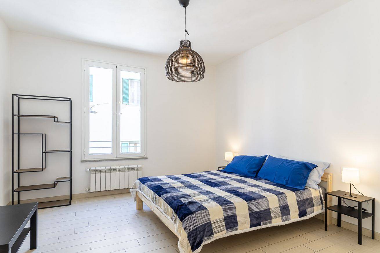 Entire apartment, Guesthost - Livorno Modern Apartment with Balcony! in Livorno, Etruscan Coast