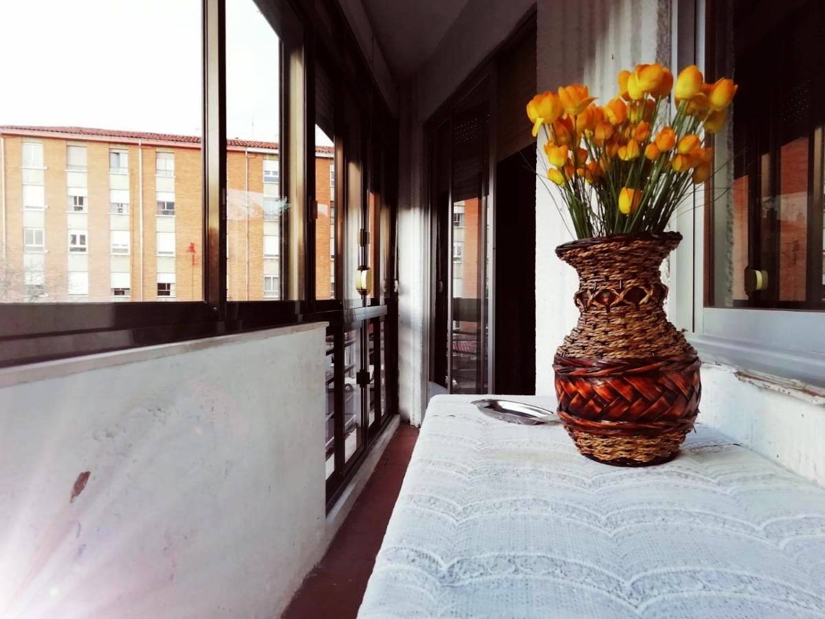 Single Room with Private Bathroom in León, Chaîne Cantabrique