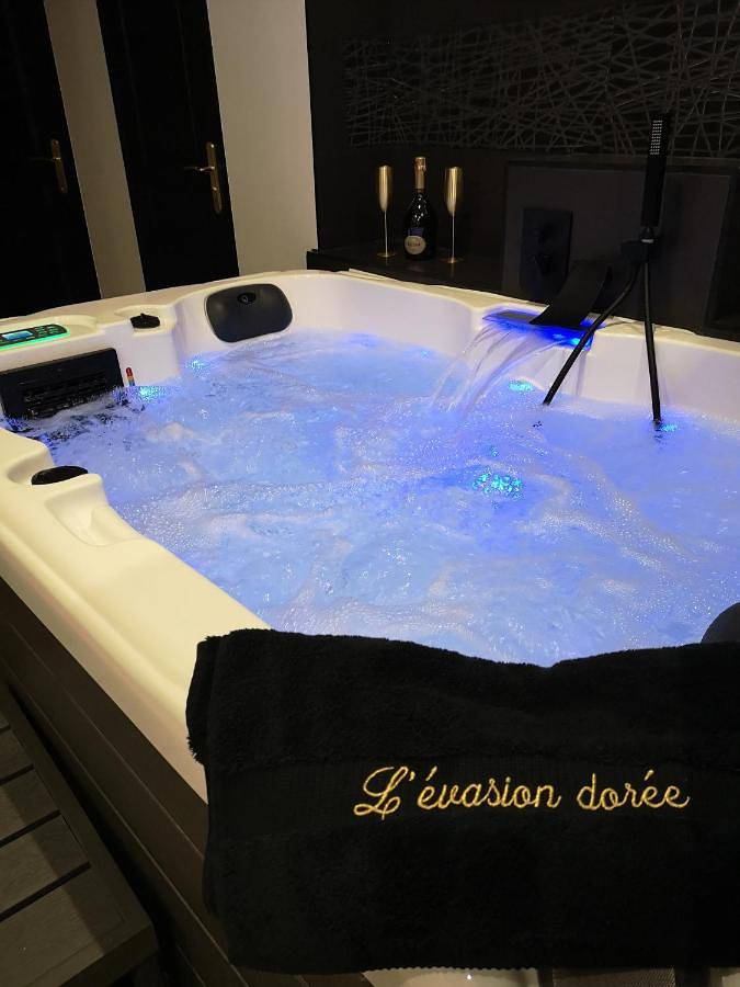 Ferienwohnung für 2 Personen, mit Whirlpool und Sauna in Le Havre