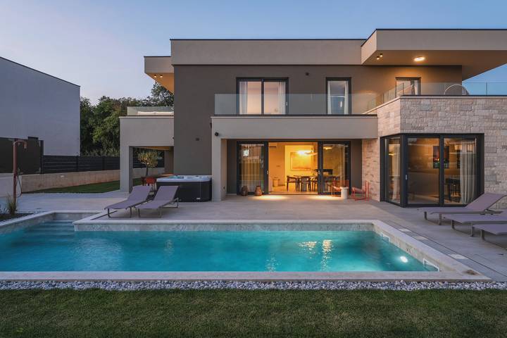 Ferienhaus für 8 Personen, mit Garten, mit Haustier in Funtana