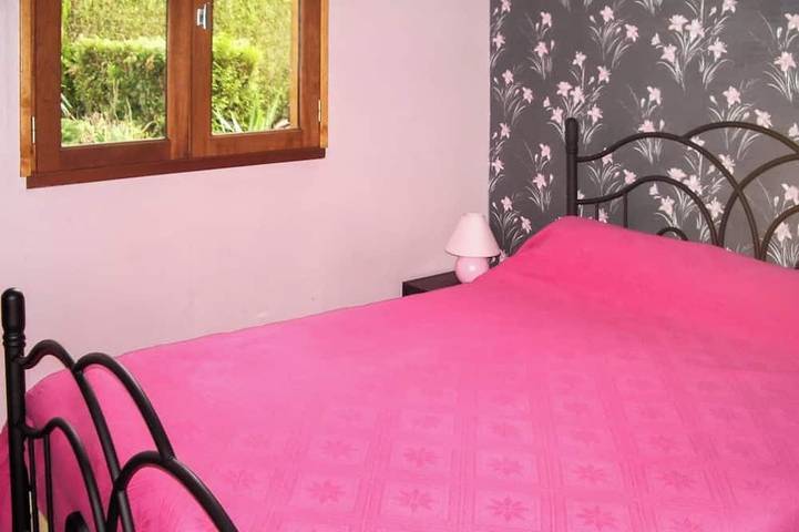 Gîte pour 6 personnes, avec piscine et jardin dans Lac de Saint-Étienne-Cantalès - 2