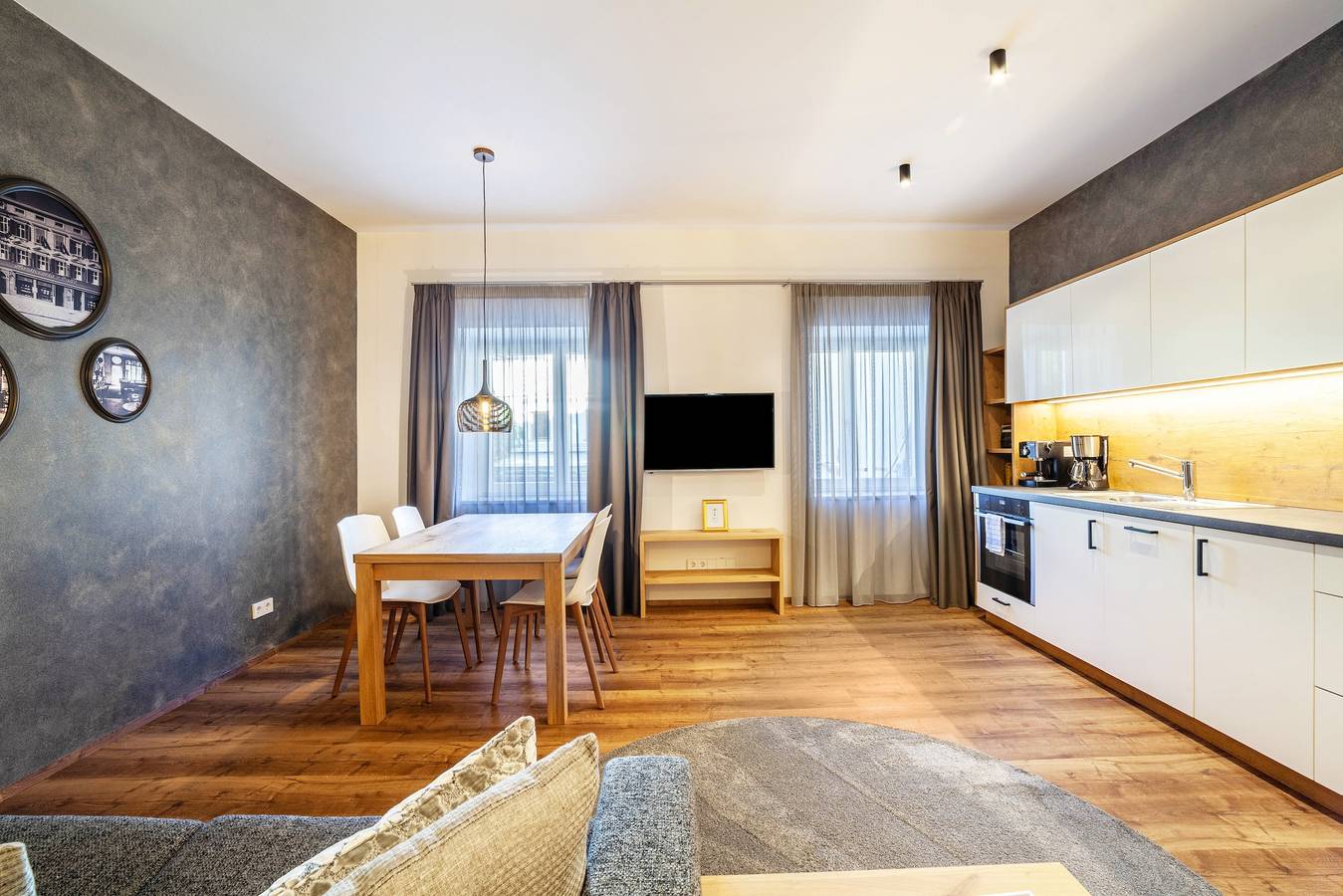 Ganze Wohnung, Ferienwohnung "Appartements König - The Queen 1st" mit Privater Terrasse und Wlan in Meran, Texelgruppe