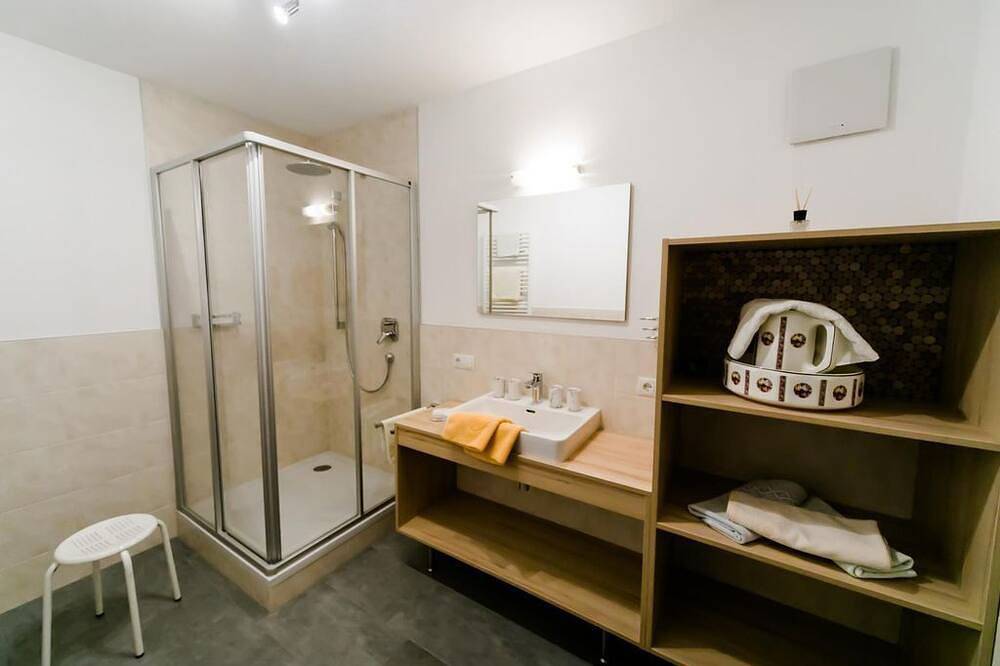 Ferienwohnung Dolthof in Tuxer Alpen, Weerberg