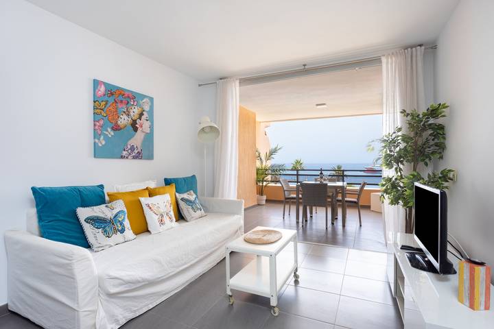 Gîte pour 4 personnes, avec piscine ainsi que balcon et jardin à Los Cristianos - 3