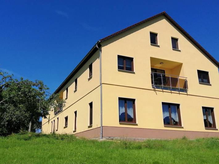 Ferienwohnung für 3 Personen, mit Balkon und Garten sowie Sauna in Sächsische Schweiz