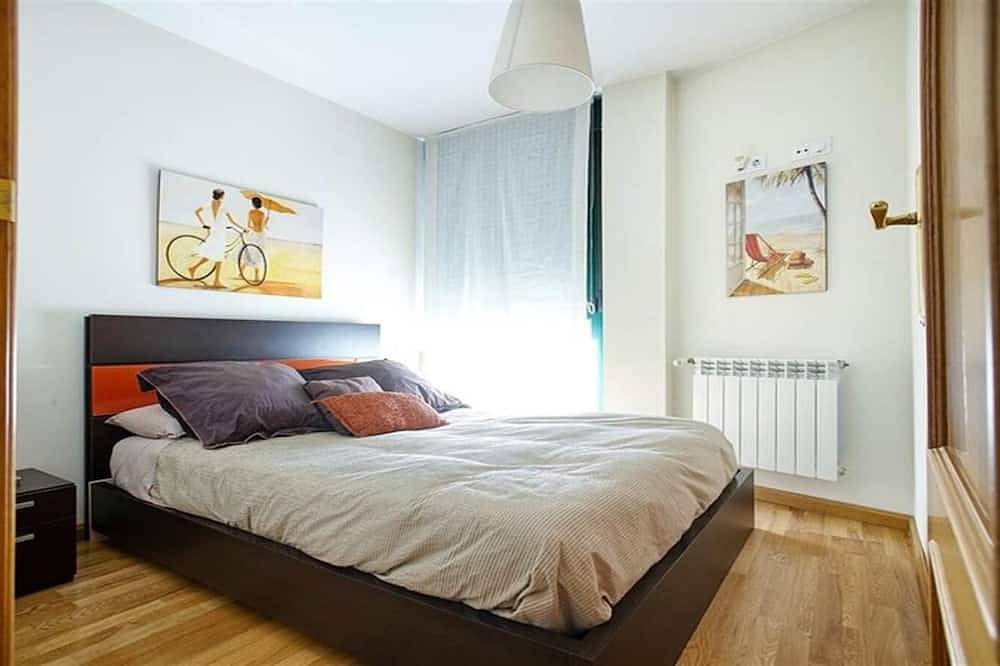 Entire apartment, Undercover with charm in the center of Cangas de Onís (5 Pax) 2 Bed, Wifi, Views in El Puente, Cangas de Onís
