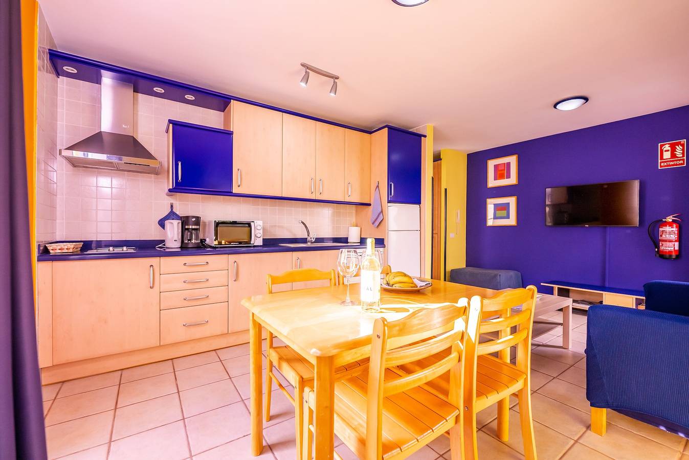 Apartamento entero, Apartamento 'Nautilus 8' con terraza privada y Wi-Fi in Puerto Naos, Los Llanos de Aridane