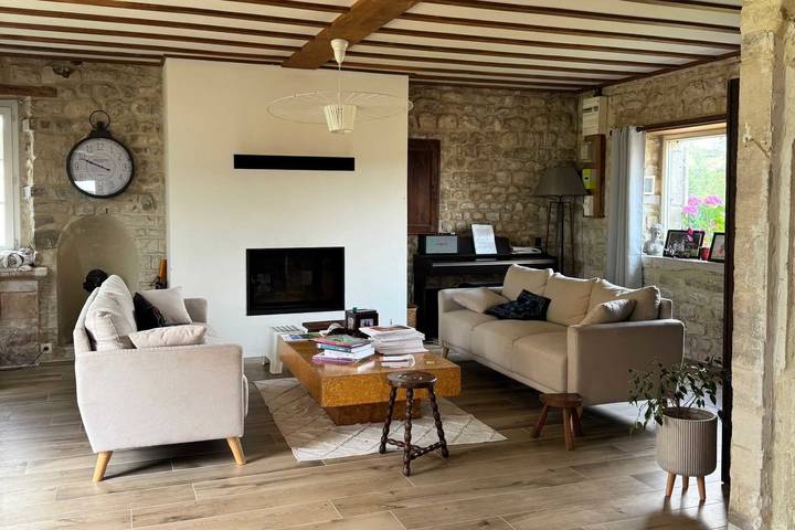 Location de vacances pour 10 personnes, avec jardin, adapté aux familles à Trévières