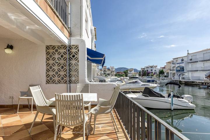 Ferienhaus für 7 Personen, mit Balkon in Empuriabrava