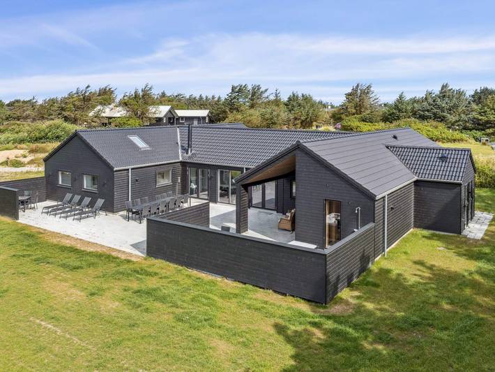 Ferienhaus für 20 Personen, mit Pool