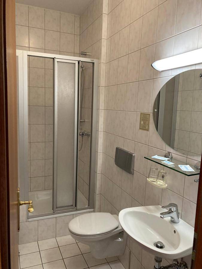 Single Room in Weimar, Weimarer Land