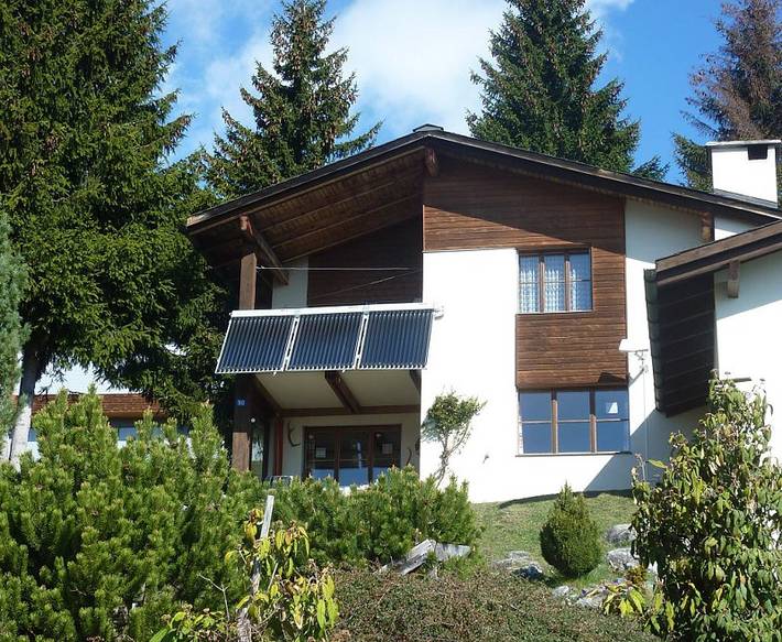 Ganze Ferienwohnung, Ferienhaus Arnika Montana, Brigels - 4.5 Zimmer Ferienhaus für max. 6 Pers. in Brigels, Alpenarena