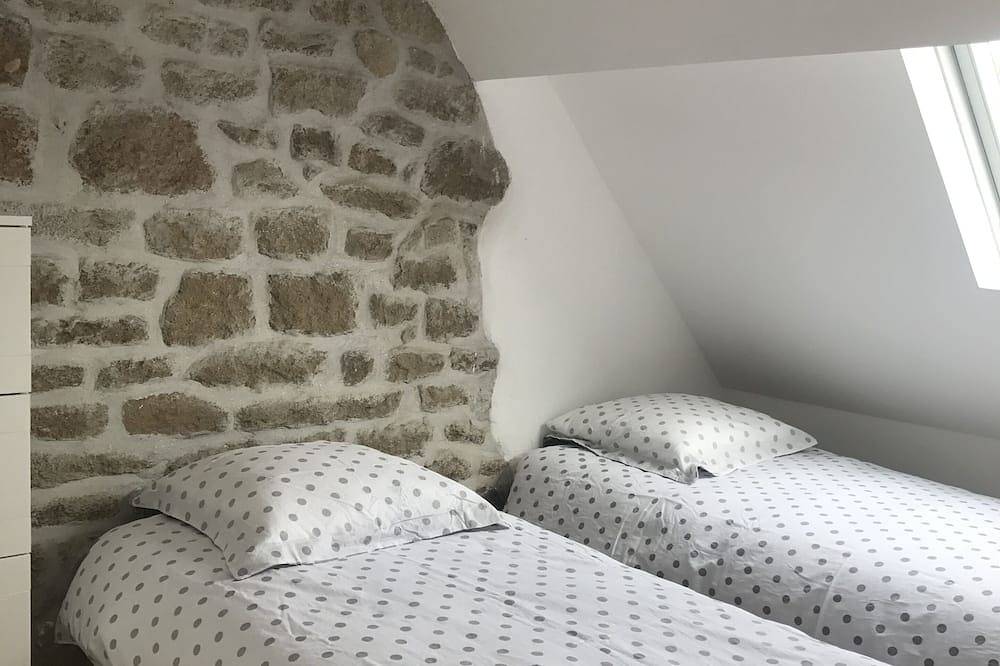 Penmarc’h-Holiday Cottage in Penmarc'h, Quimper region