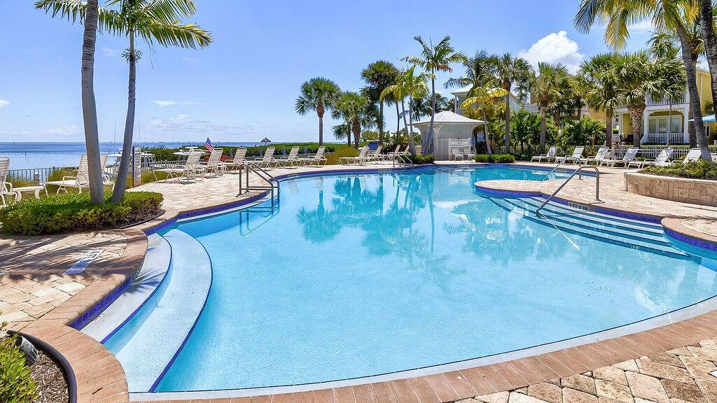 Pristine pool front home w/ocean views Anglers 148 in Windley Key, Islamorada