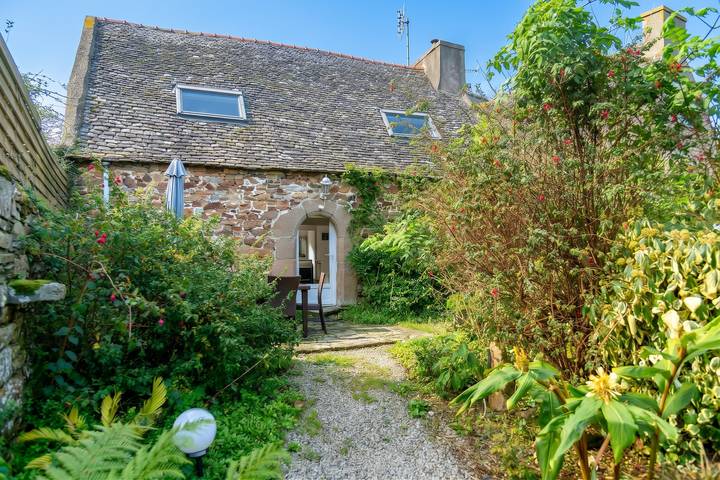 Location de vacances pour 4 personnes, avec Terrasse à Guimaëc