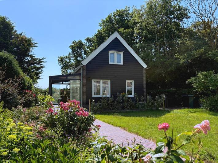Ferienhaus mit Meerblick für 3 Personen, mit Terrasse und Garten in Walcheren