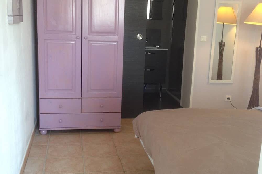 Entire apartment, Coquet Studio air-conditioned, Seaside in Poggio-Mezzana, Corte region