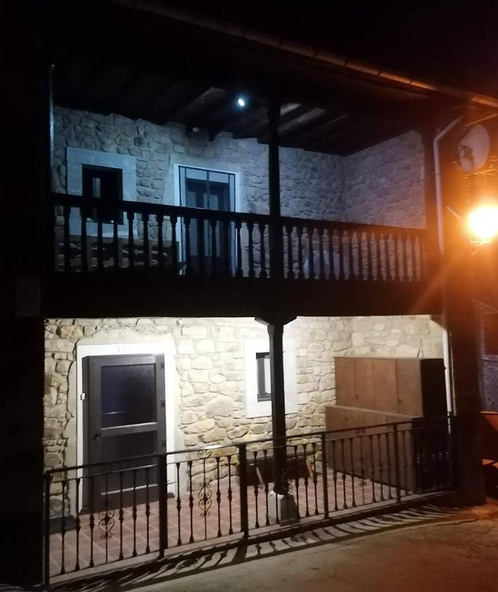 Location de vacances pour 5 personnes, avec terrasse et vue dans Inguanzo