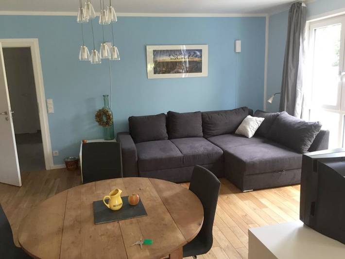 Ferienwohnung für 4 Personen, mit Balkon und Terrasse sowie Garten in Bad Godesberg