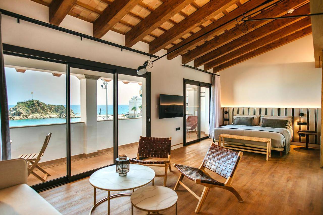 Large Double Room in Blanes, Costa Brava