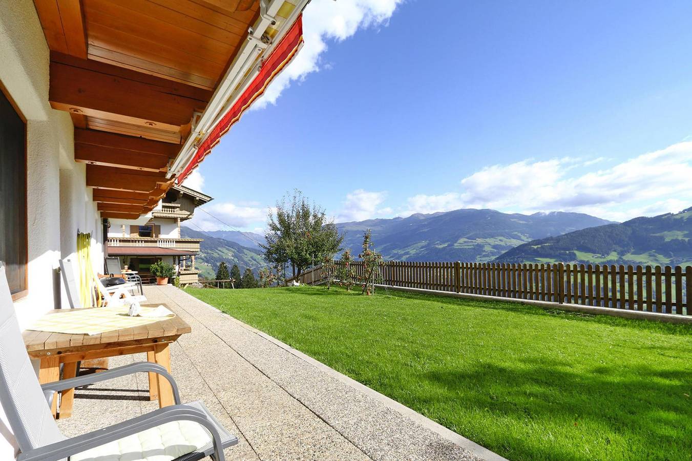 Ganze Wohnung, Wohnung im Zillertal nahe Horbergbahn in Hippach, Tiroler Unterland