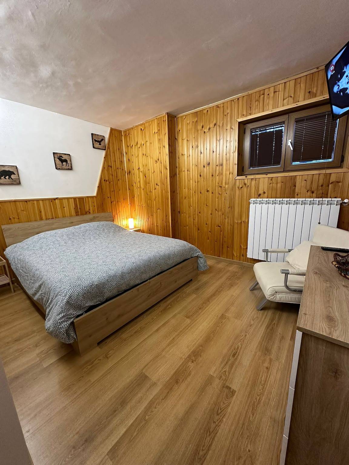 Vakantiehuis "Residence Fonte Eremita" met Uitzicht op de Bergen, Gedeelde Tuin & Wifi in Roccaraso, Alto Sangro
