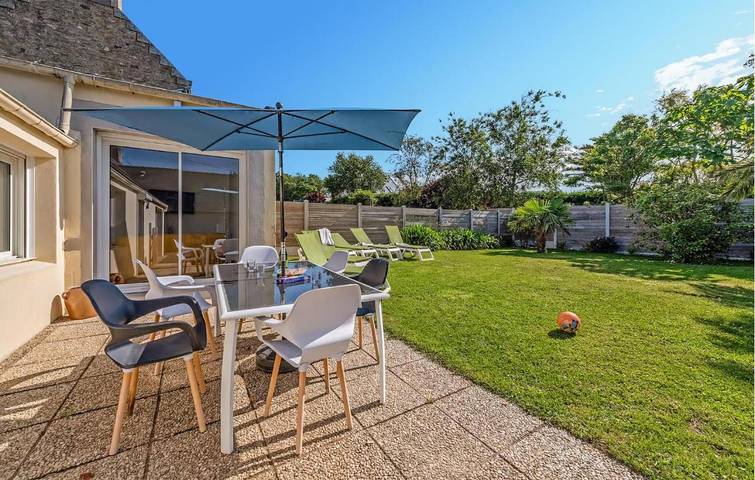 Location de vacances pour 6 personnes dans Plage De Kersaliou - 2