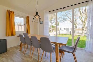 Bungalow für 8 Personen in Julianadorp aan Zee, Julianadorp, Bild 2