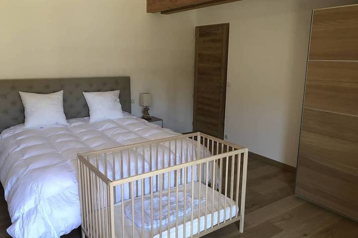 Gîte pour 9 personnes, avec terrasse dans Station de La Colmiane - 3