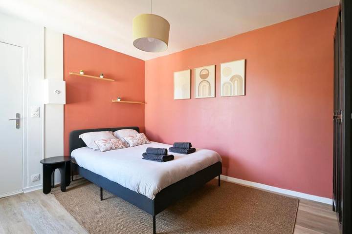 Appartement de vacances pour 2 personnes, avec jardin et terrasse, animaux acceptés