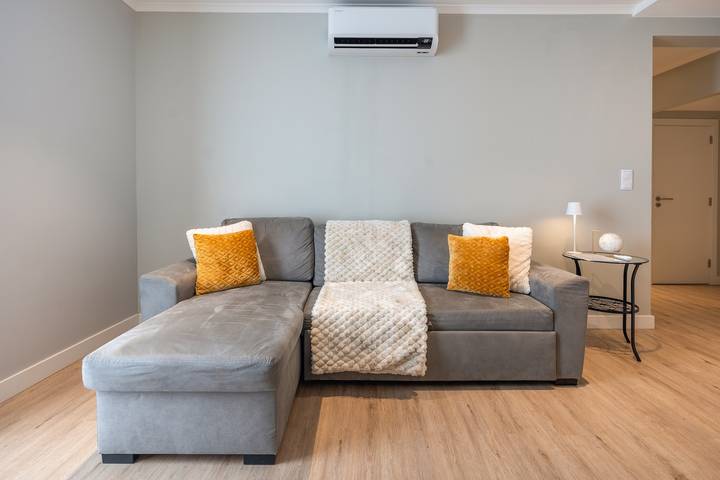 Cantinho da Fonte Apartment with Mountain View, Wi-Fi, and Air Conditioning