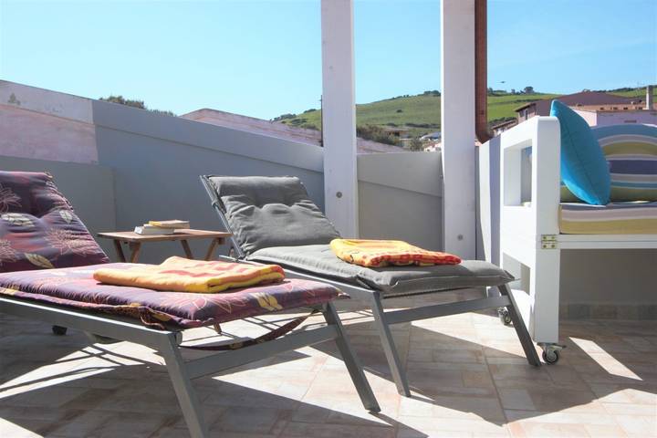Casa Vancanze 'La Terrazza sulla Corsica ' con Vista Mare, Wi-Fi e Aria Condizionata in La Ciaccia, Valledoria