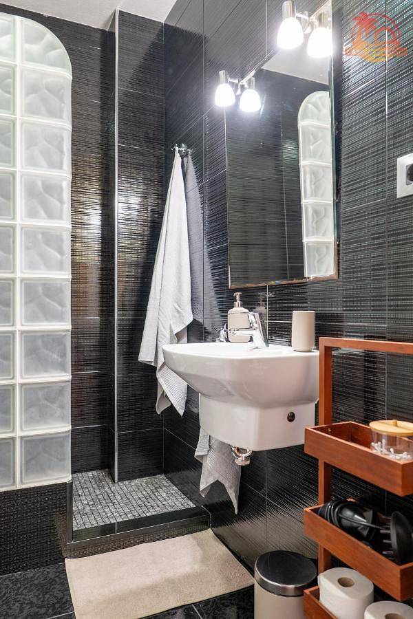 Gîte pour 5 personnes, avec vue et terrasse dans Santiago de la Ribera - 4