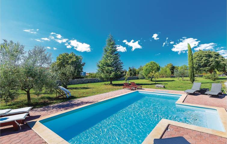 Ferienhaus für 14 Personen, mit Terrasse und Whirlpool in Sisan - 3