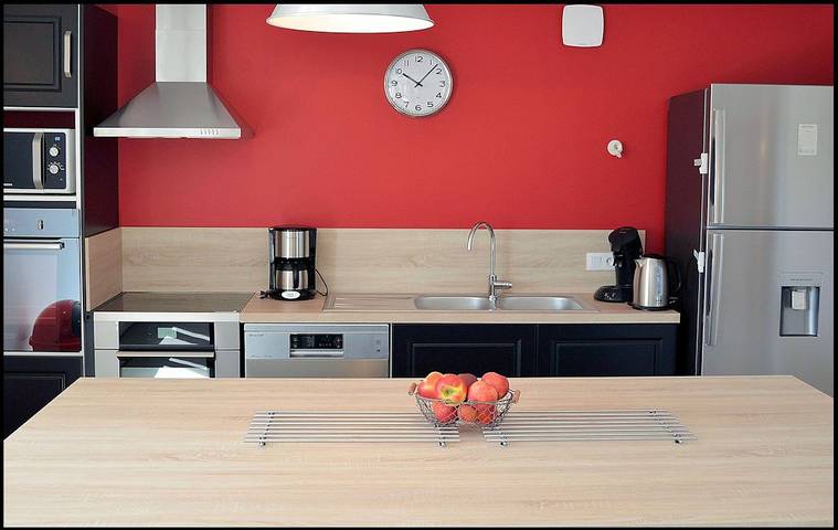 Gîte pour 18 personnes, avec terrasse et jardin, animaux acceptés dans Plages du débarquement - 4