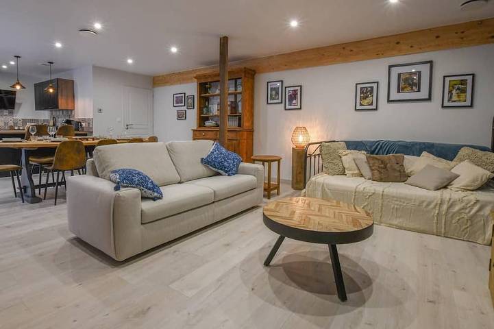 Location de vacances pour 6 personnes, avec Jacuzzi ainsi que Jardin et Sauna à Bragelogne-Beauvoir