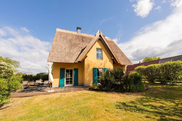Ferienhaus für 8 Personen, mit Terrasse und Garten sowie Sauna in Rankwitz