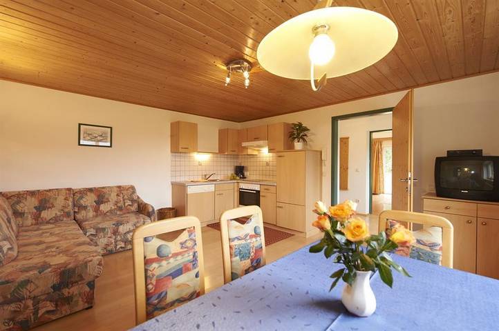 Bauernhaus für 7 Personen, mit Balkon - 1