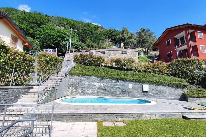 Ferienwohnung für 2 Personen, mit Balkon und Garten sowie Pool in Comune di San Siro