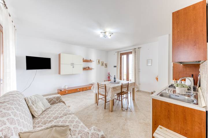 Entire apartment, Apartment 'La Casa Di Katia' with Private Terrace, Wi-Fi and Air Conditioning in Castro (Lecce), Lecce Province