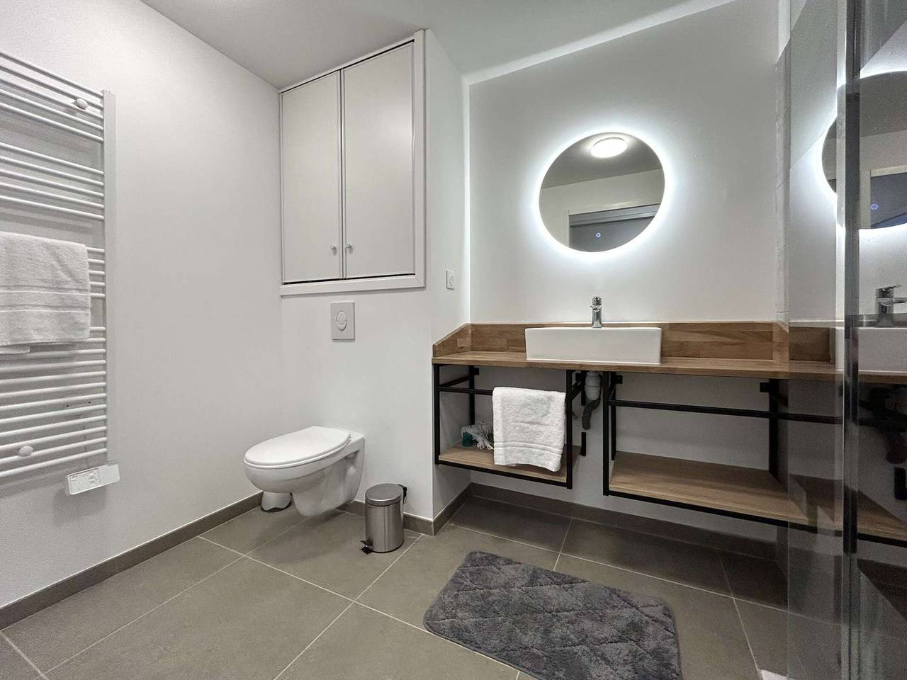 Entire apartment, 3-room apartment, 2 bedrooms, balcony, Briançon view, free Wifi in Briançon, Serre Chevalier