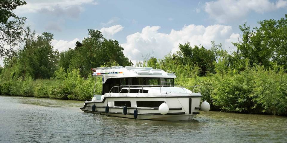 Boot für 5 Personen, mit Balkon/Terrasse und Terrasse in Burgund - 2