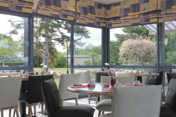 Hôtel pour 3 personnes, avec vue et jardin dans Office De Tourisme De Lancieux - 4