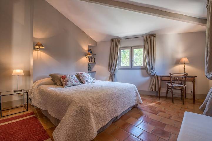 Location de vacances pour 8 personnes, avec terrasse à Saint-Siffret - 3