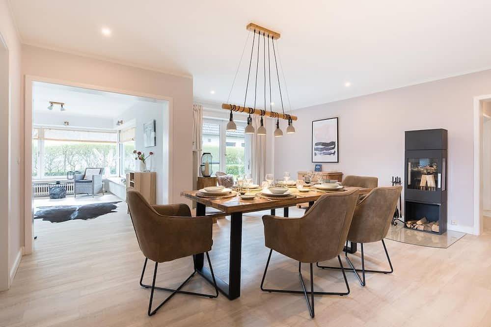 Wellenreiter - Hus inne Sünn in Welt, Eiderstedt