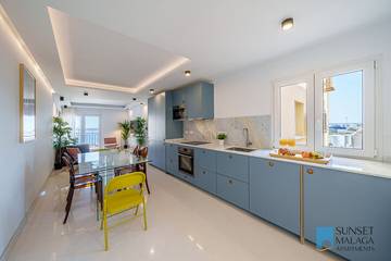 Apartment for 8 People in Soho, Malaga, Photo 1