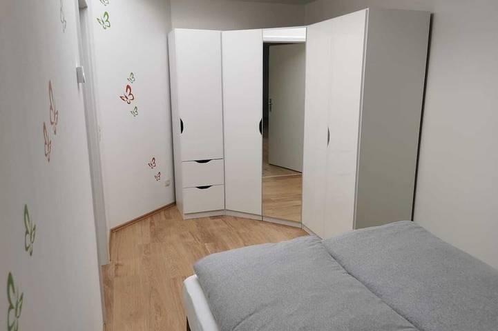 Ferienwohnung für 9 Personen, mit Terrasse und Garten in Bad Schlema - 4